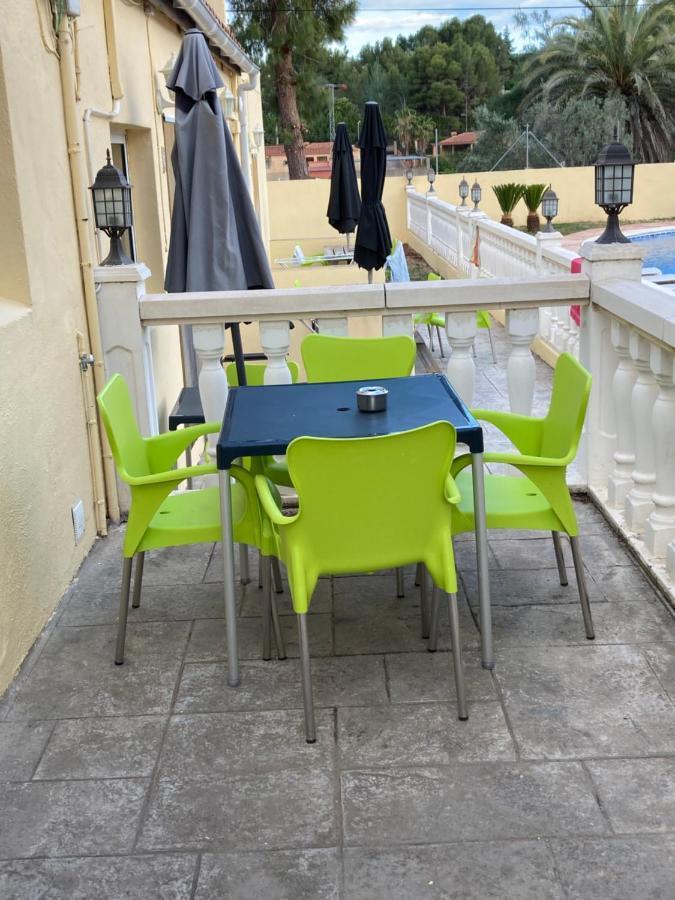 Aparthotel Casa Robion Godelleta Exterior foto