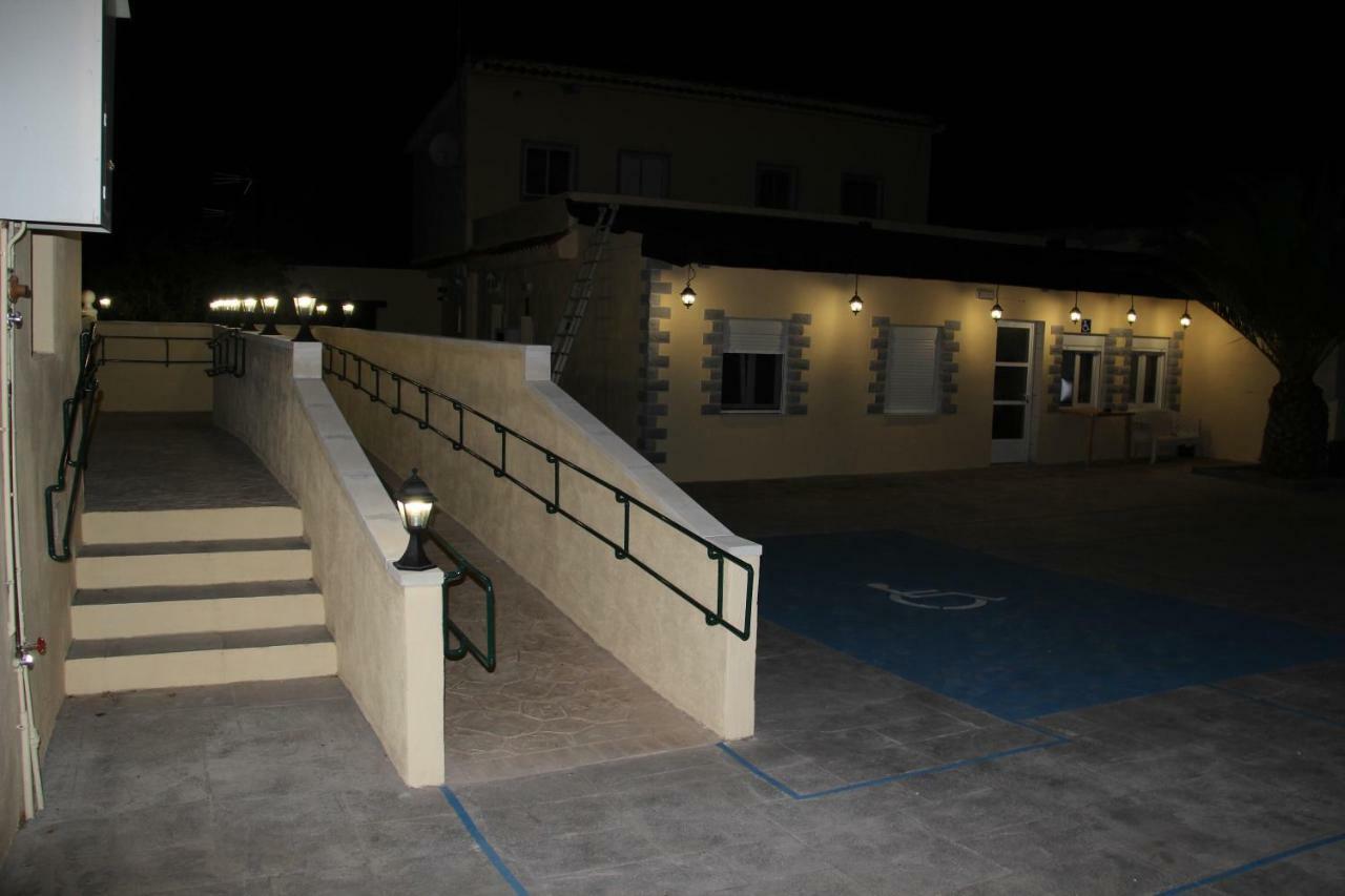 Aparthotel Casa Robion Godelleta Exterior foto